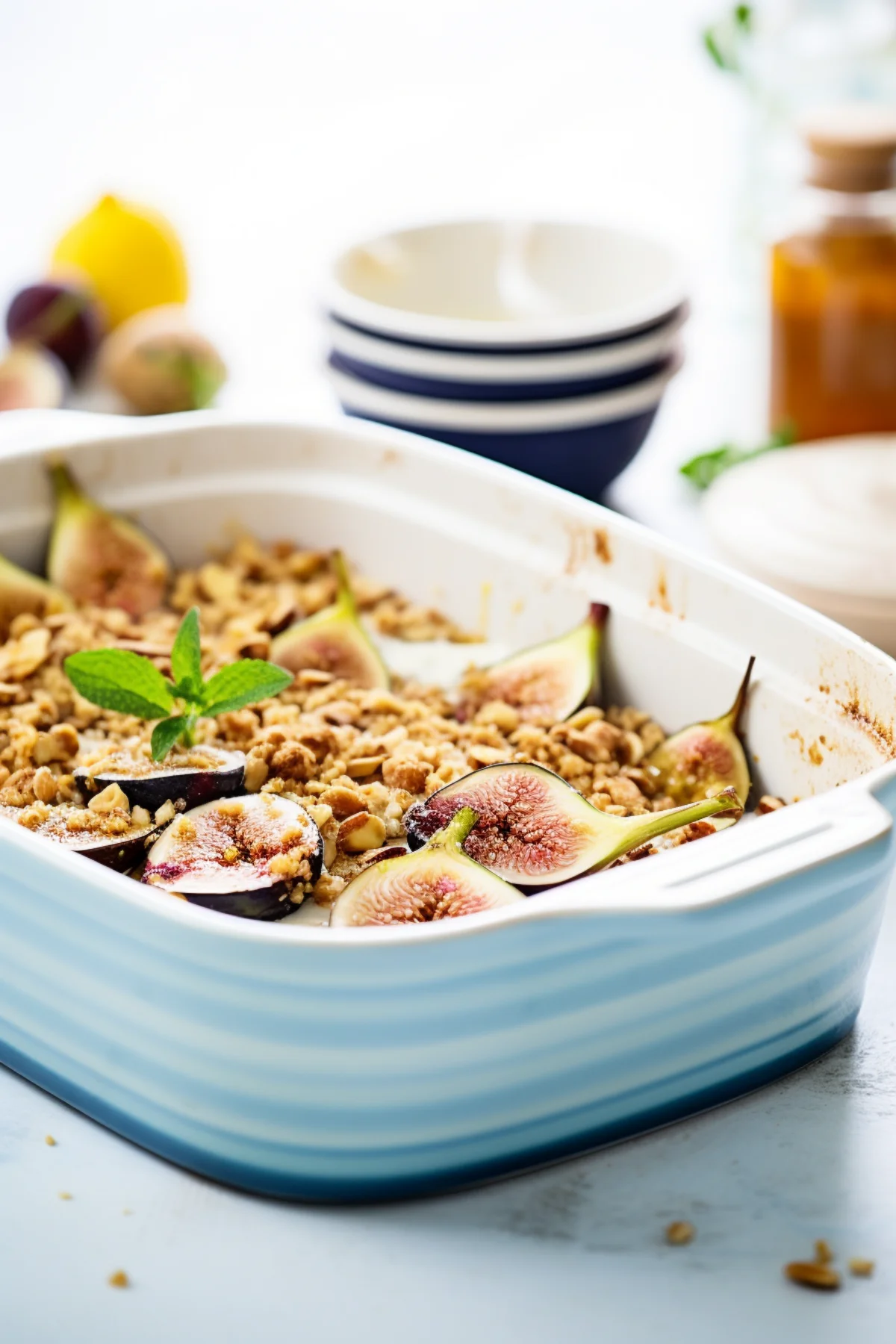 Formentera Baked Figs with Almond Crumble_001
